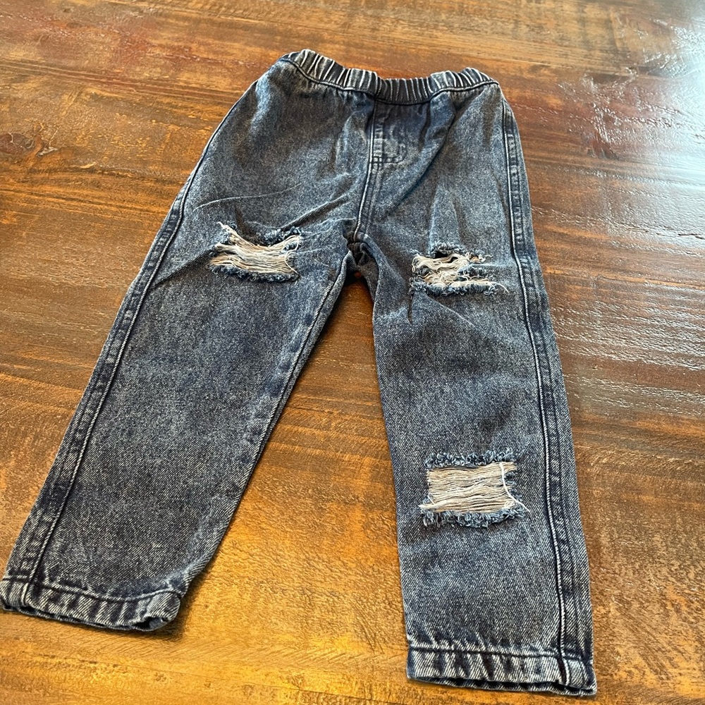 Distressed Denim Jeans - Picture 2 of 3